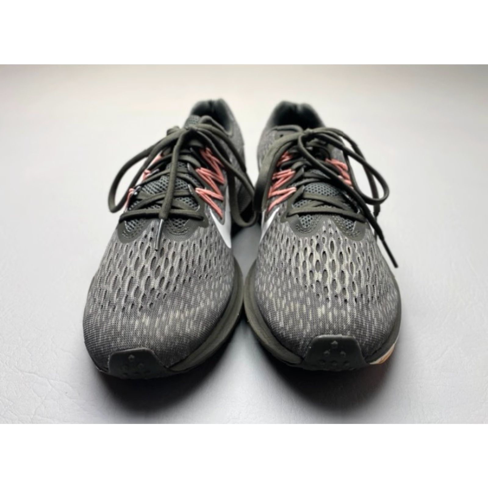 Nike VINTAGE Nike Zoom Winflo 5 AA7414-004 Womens SIZE 9 Gray Pink Athletic Lace-Ups 1500 Size US 9 / IT 39 - 3 Thumbnail