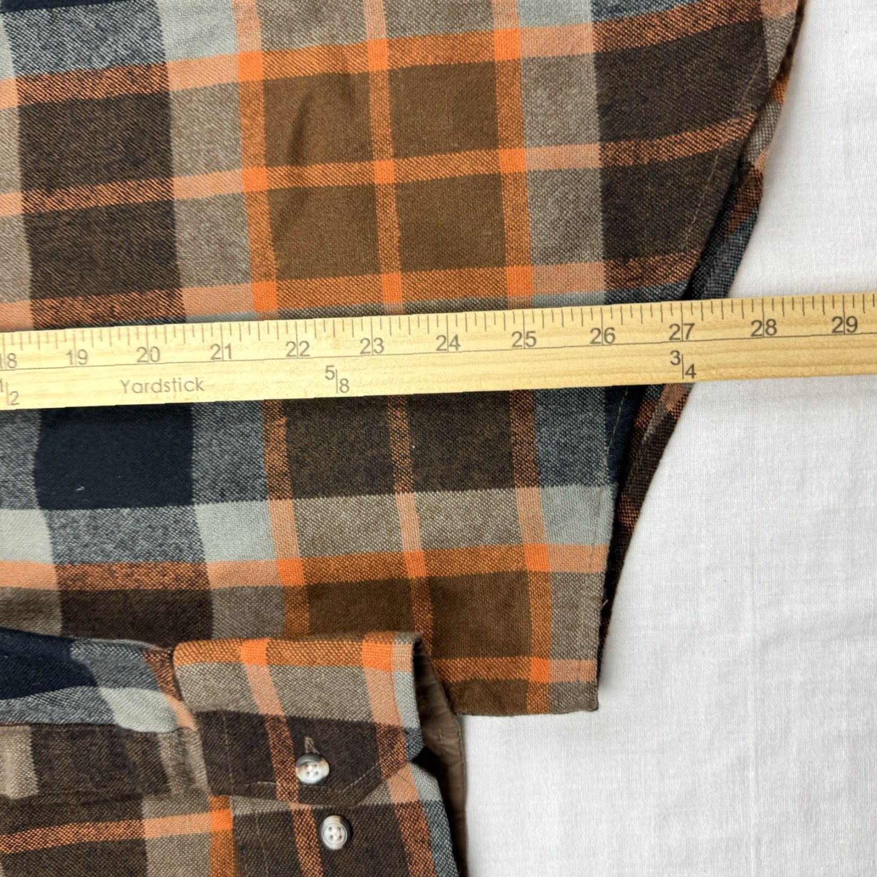 Vintage VINTAGE Northern Territory Shirt Adult L Orange Plaid Outdoor 90s Mens Button-Up Flannel Long Sleeve Size US L / EU 52-54 / 3 - 5 Thumbnail
