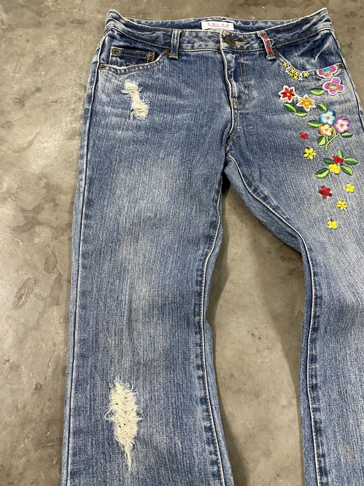Japan Blue Jeans Flare Jeans Japan Colza Embroidery Denim @281 Size 28" / US 6 / IT 42 - 3 Thumbnail