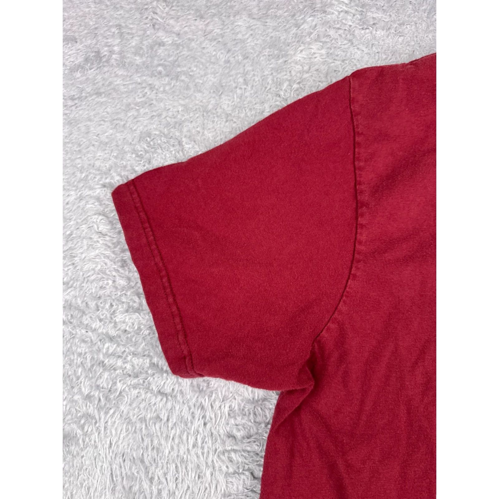 Patagonia Patagonia Shirt Men XL Red Short Sleeve Crew Neck 100% Cotton Fitz Roy Logo T-Shirt Outdoor All Seasons Slim Fit Mens Size US XL / EU 56 / 4 - 2 Thumbnail