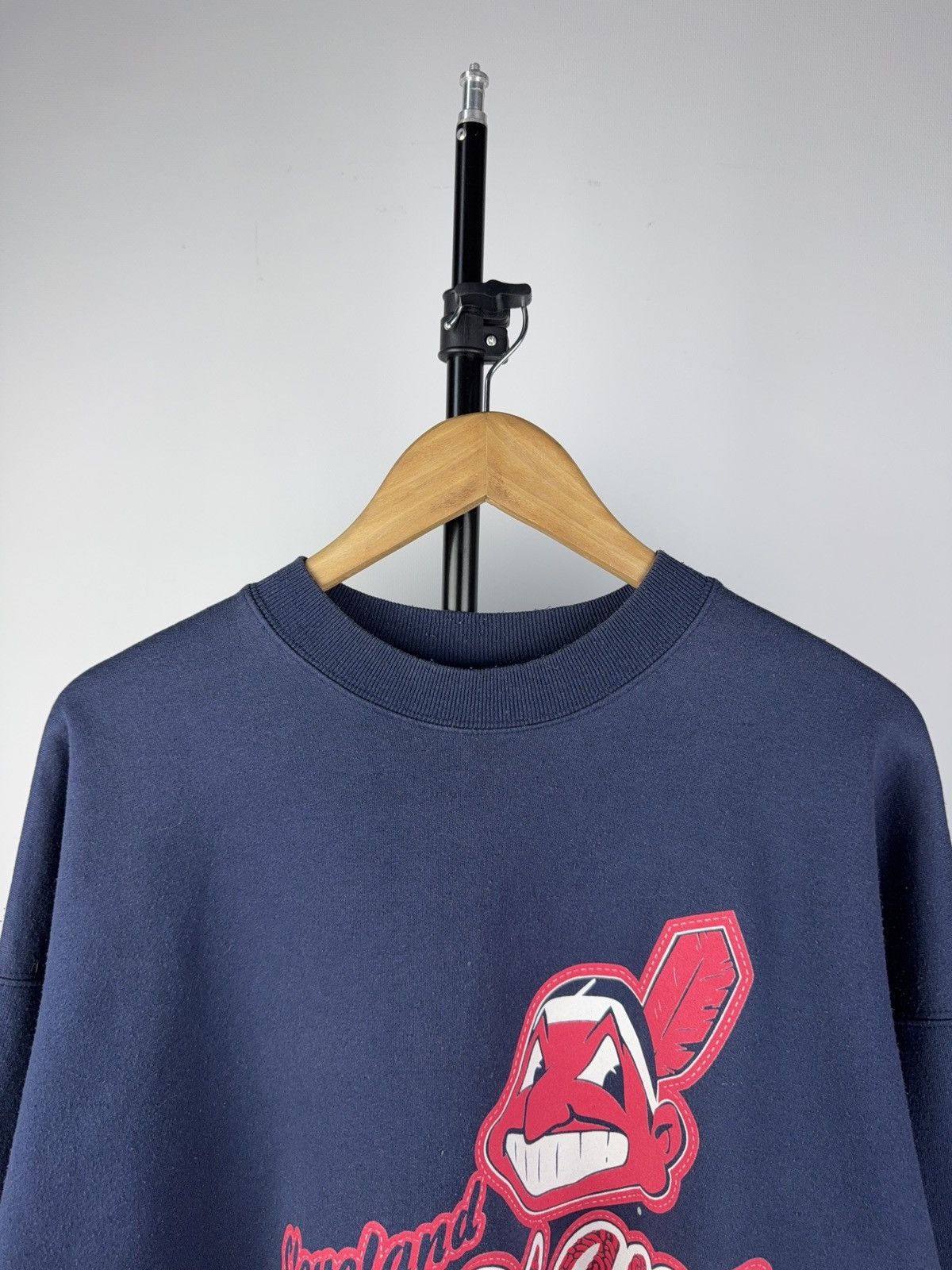 MLB × Vintage Vintage 1997 Cleveland Indians Sweatshirt Hanes XL USA Size US XL / EU 56 / 4 - 2 Thumbnail
