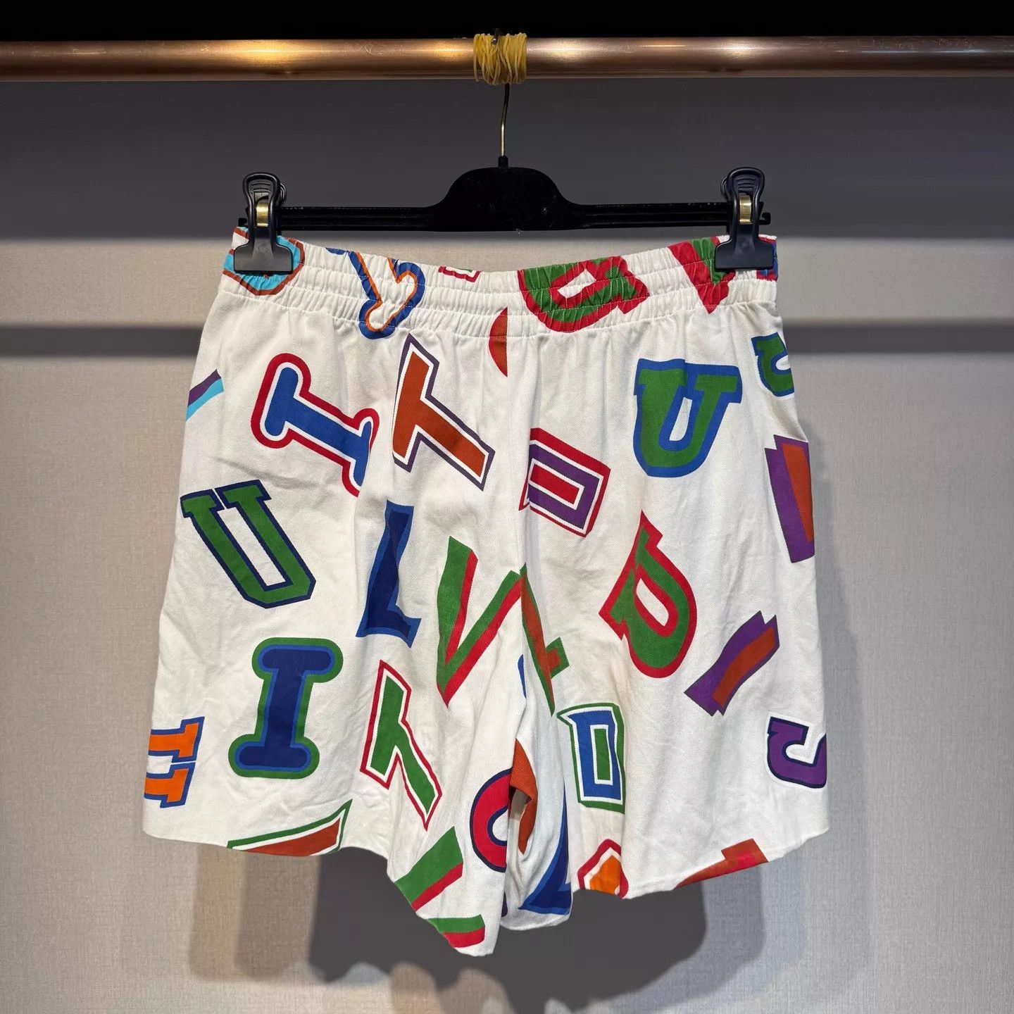 Louis Vuitton Louis Vuitton x NBA Short S New Size US 30 / EU 46 - 3 Thumbnail