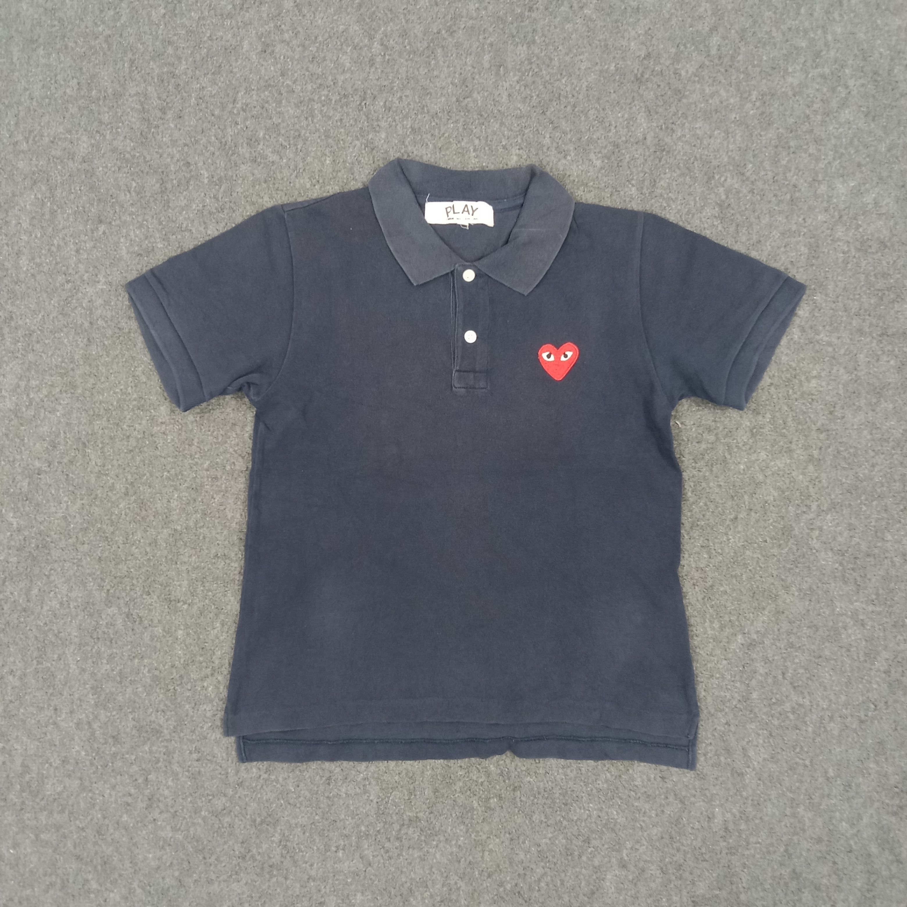 Comme des Garcons × Japanese Brand × Vintage Comme des Garcons Play Japanese Brand Polos Size S / US 4 / IT 40 - 1 Thumbnail