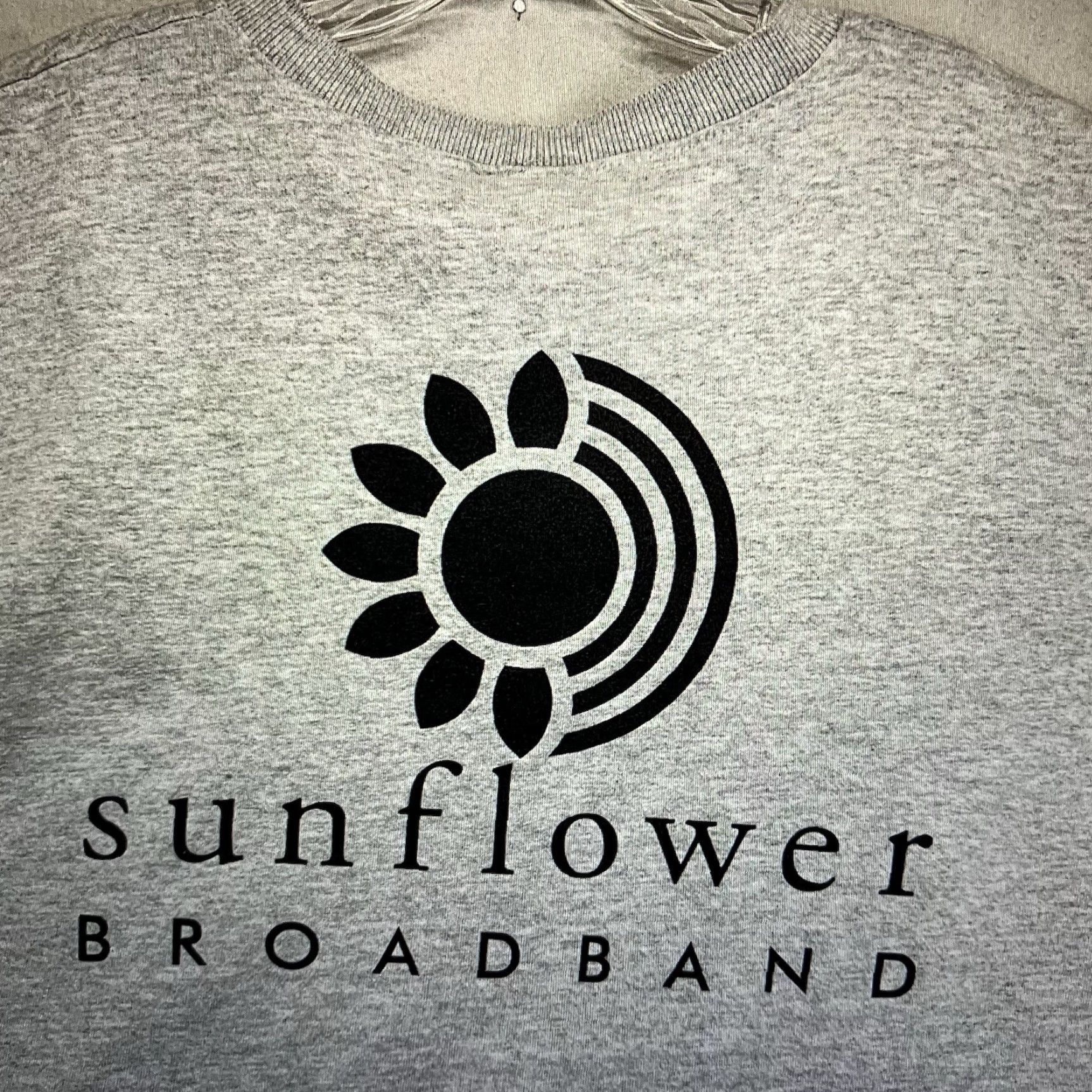 Anvil VINTAGE Anvil Graphic Print Henley T-Shirt Mens XL Gray Sunflower 90s Retro Size US XL / EU 56 / 4 - 4 Thumbnail