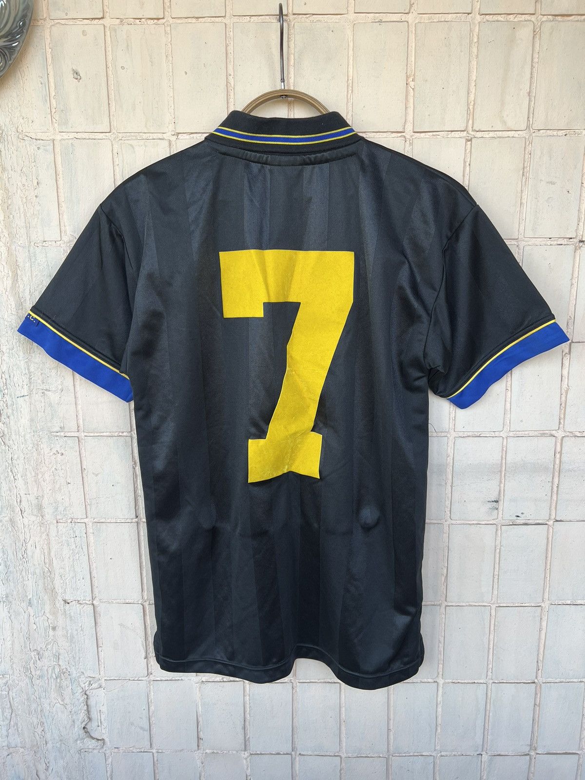 Vintage Vintage Manchester United Retro Soccer Jersey Score Draw #7 Size US S / EU 44-46 / 1 - 12 Thumbnail