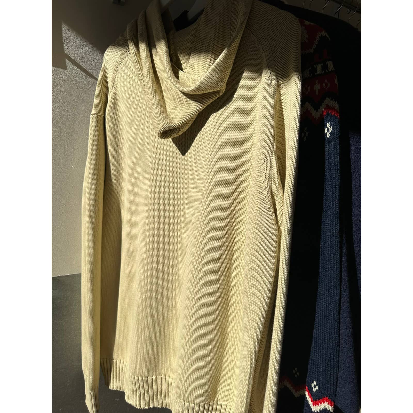 Alyx 1017 ALYX 9SM Ribbed Tonal Beige Logo Hoodie Size US L / EU 52-54 / 3 - 4 Thumbnail