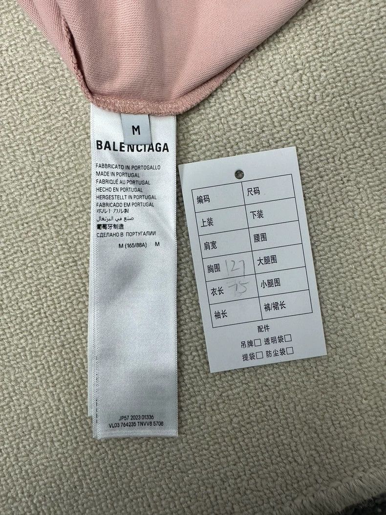 Balenciaga Balenciaga Monogrammed Crew Neck Pullover Short Sleeve Dro Size US M / EU 48-50 / 2 - 5 Thumbnail