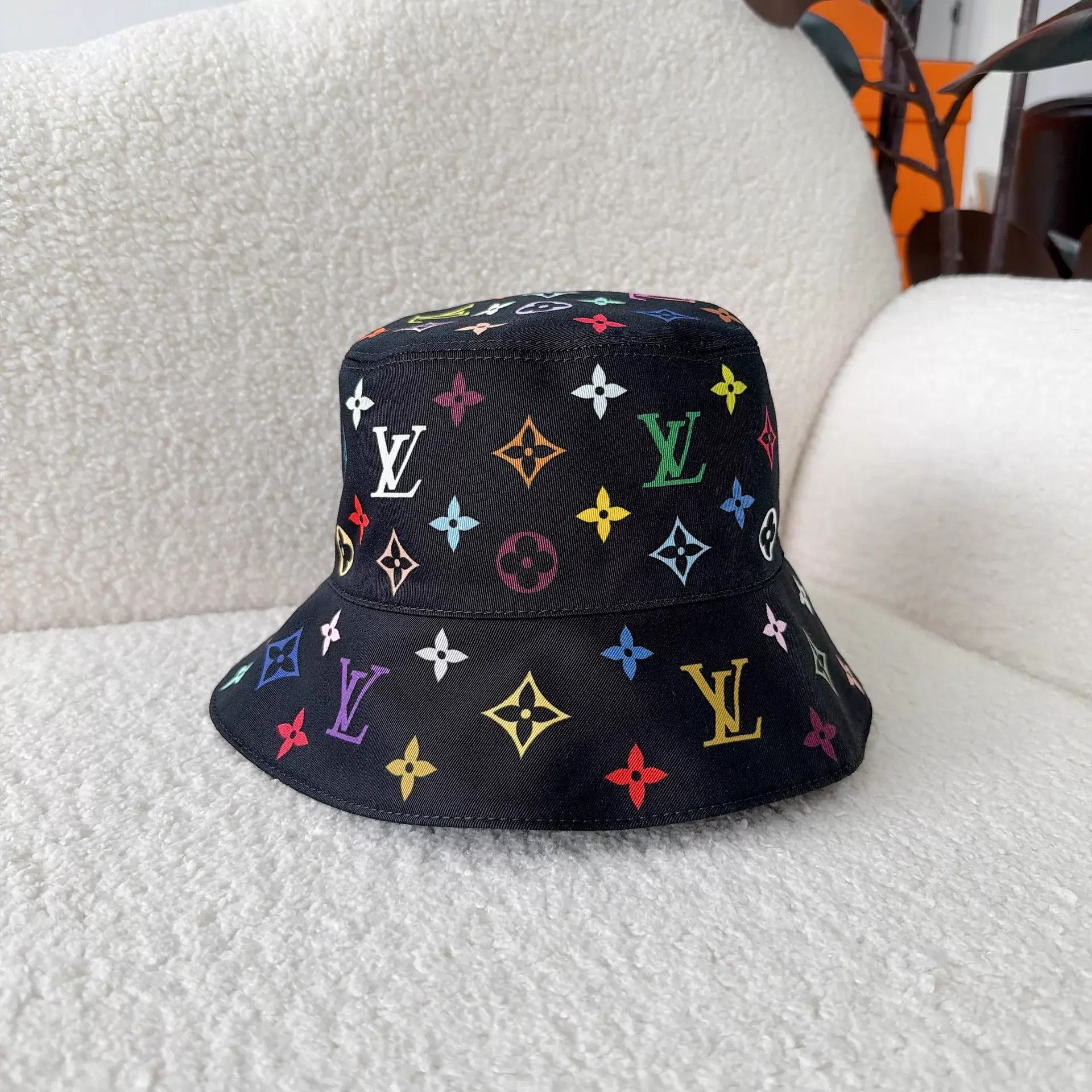 Louis Vuitton Louis Vuitton x Takashi Murakami Full Print Bucket Hat Size ONE SIZE - 2 Thumbnail