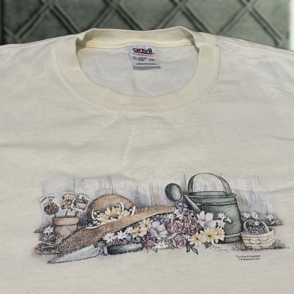 Anvil VINTAGE 90s Flowers Garden Art Nature T-Shirt Anvil Cream Unisex Adults 2XL Boys Girls Mens Womens Cute Light Yellow Size US XXL / EU 58 / 5 - 1 Thumbnail