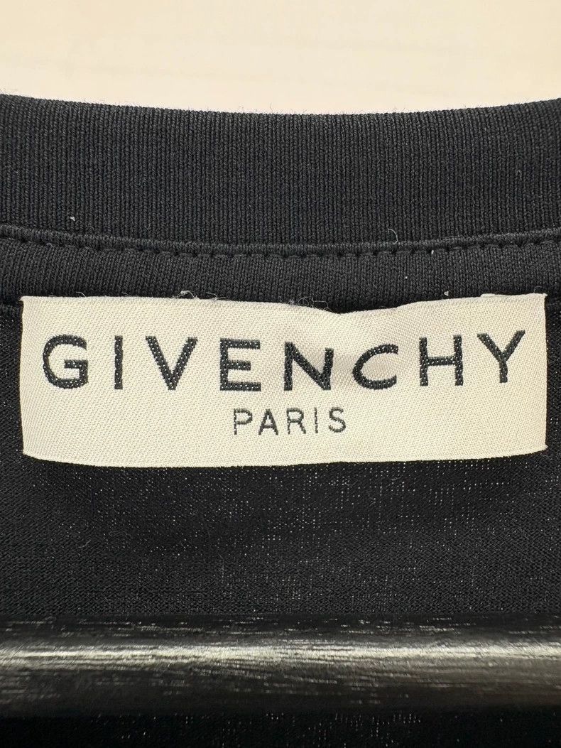 Givenchy Givenchy Givenchy Vibrant Embroidered Logo Short Sleeve Sh Size US S / EU 44-46 / 1 - 5 Thumbnail