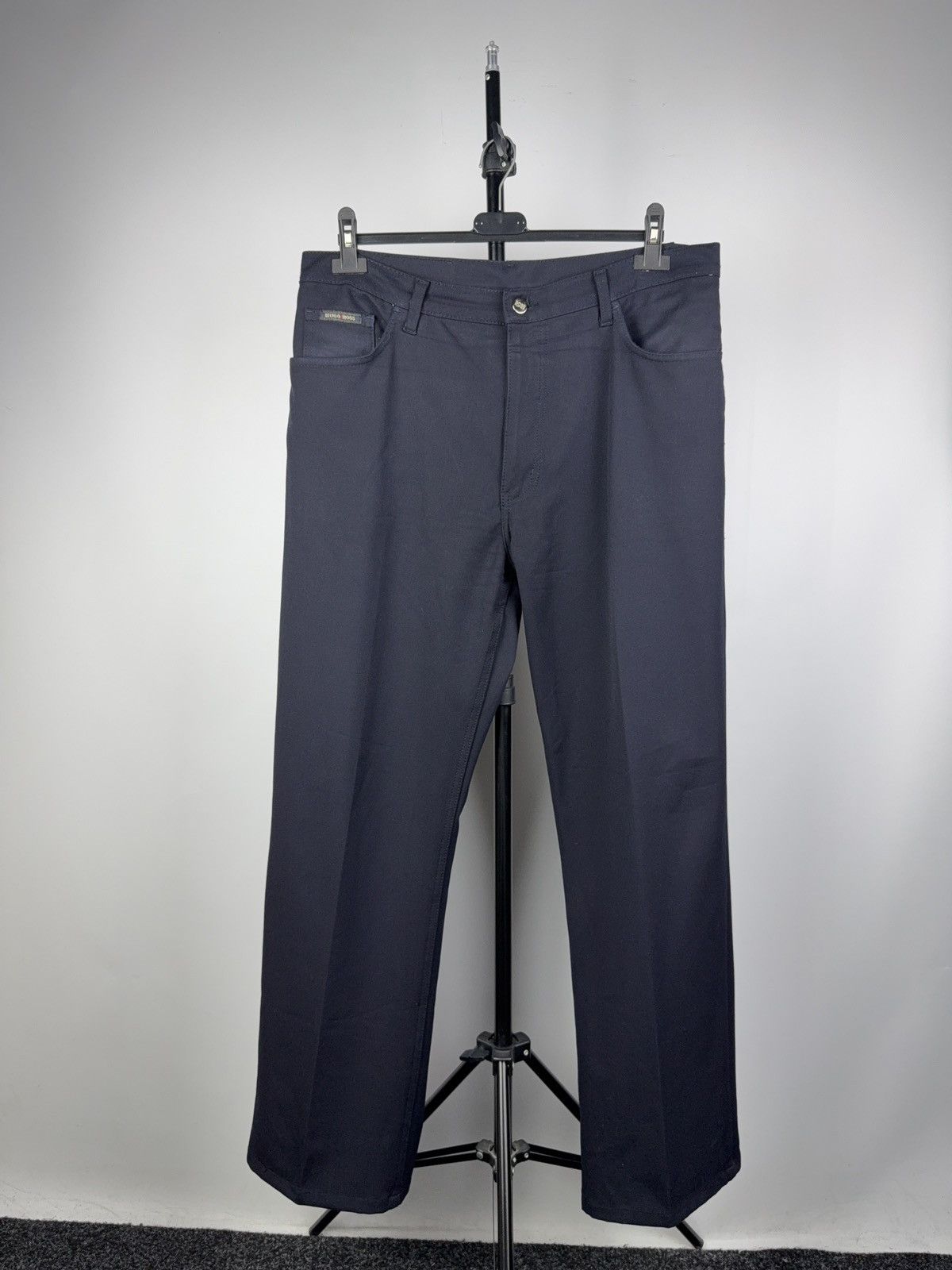 Hugo Boss Luxury Hugo Boss Italy Art in Fashion Cotton Straight Pants Size US 30 / EU 46 - 1 Thumbnail
