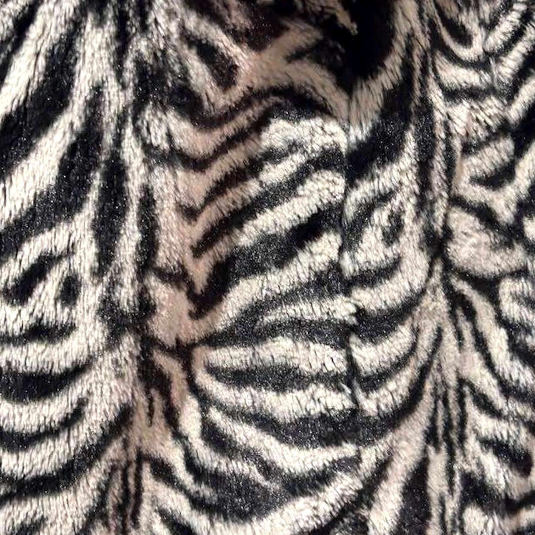 Vintage Abbie Mags Jacket Womens M Black Zebra Print Faux Fur Oversized Vest Statement Size Size M / US 6-8 / IT 42-44 - 5 Thumbnail