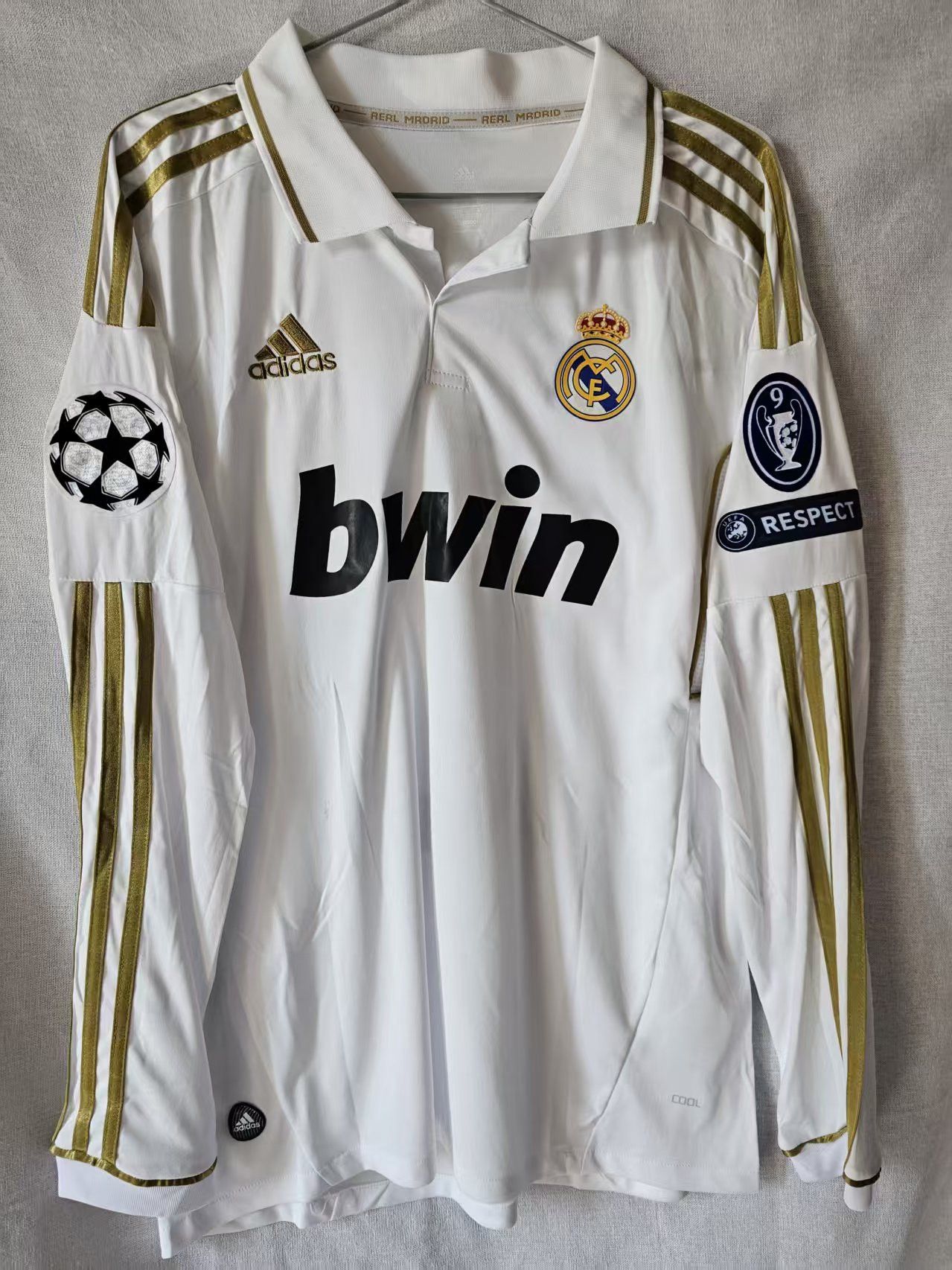 Other Real Madrid #10 Mesut Özil Jersey Size US XL / EU 56 / 4 - 2 Thumbnail