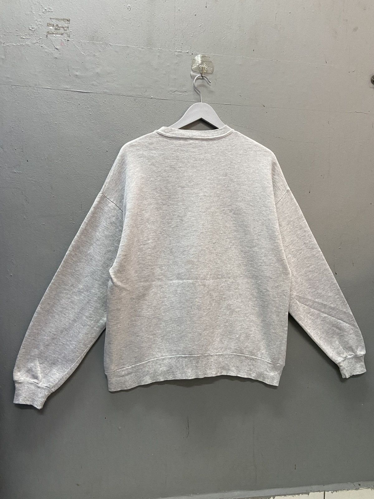 Vintage VINTAGE 90’S DONALD DUCK VELVA SHEEN CREWNECK SWEATSHIRT Size US L / EU 52-54 / 3 - 7 Thumbnail