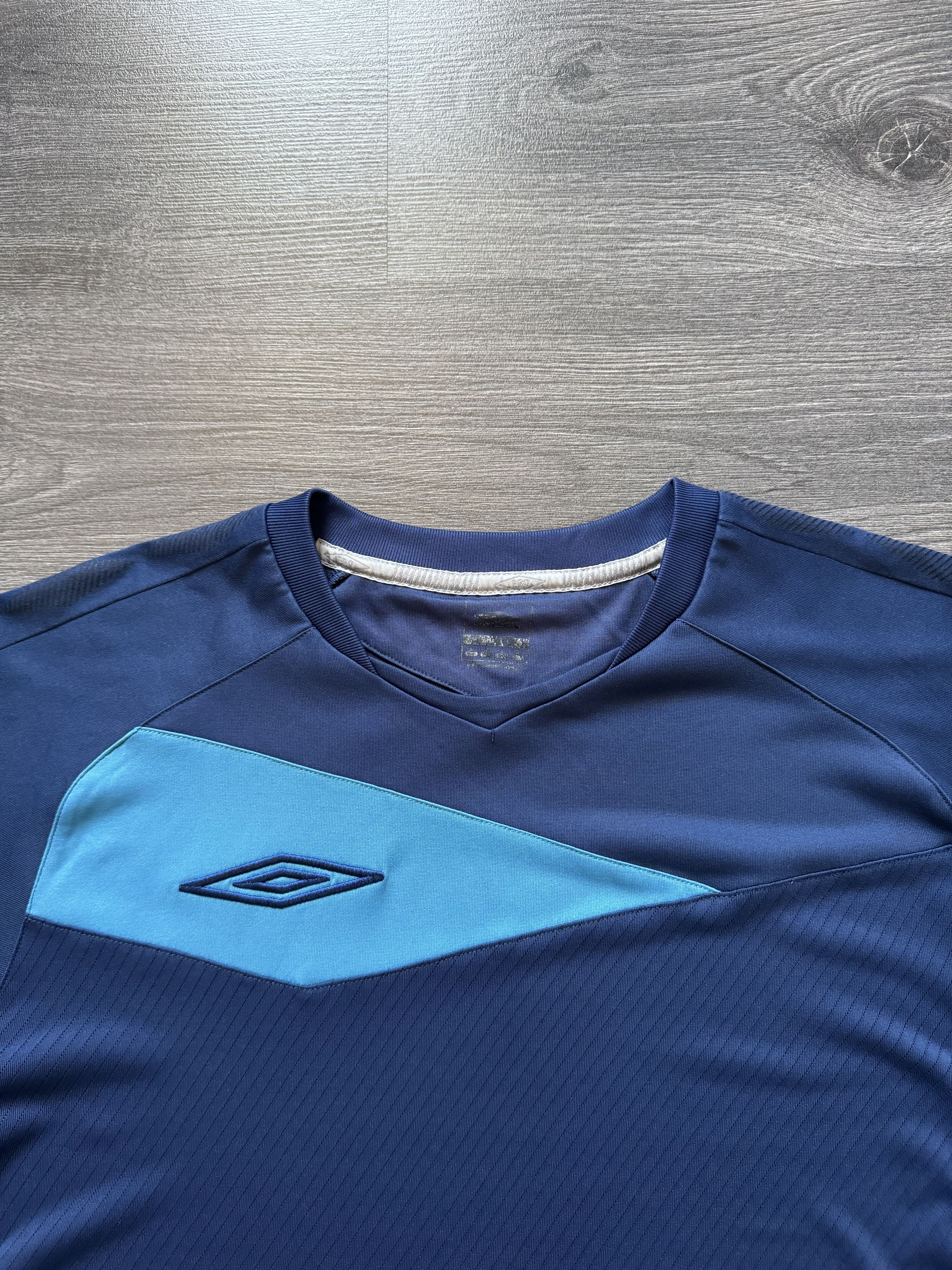 Umbro Umbro Pro Training Vintage T Shirt Blue Retro Size US M / EU 48-50 / 2 - 4 Thumbnail