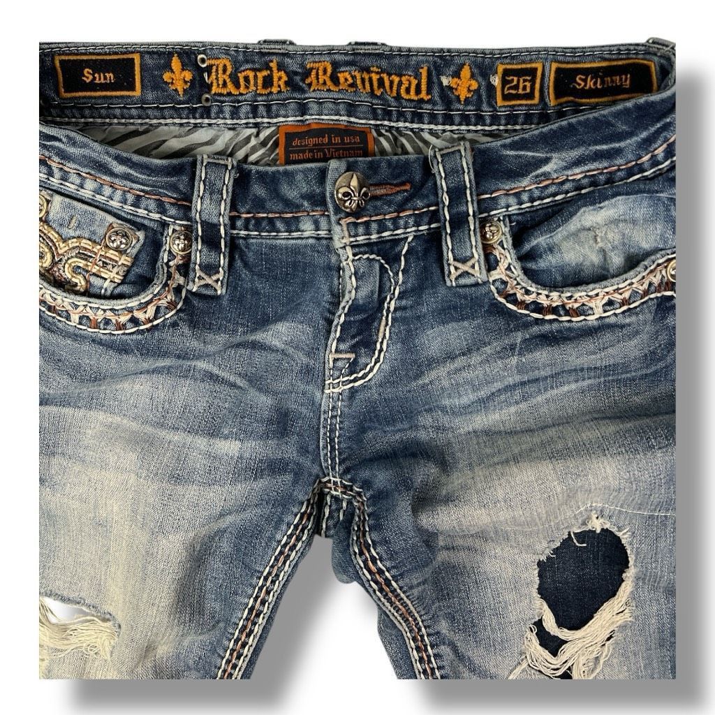 Rock Revival Rock Revival Y2K Sun Cropped Distressed Skinny Low Rise Jean Size 26" / US 2 / IT 38 - 4 Thumbnail