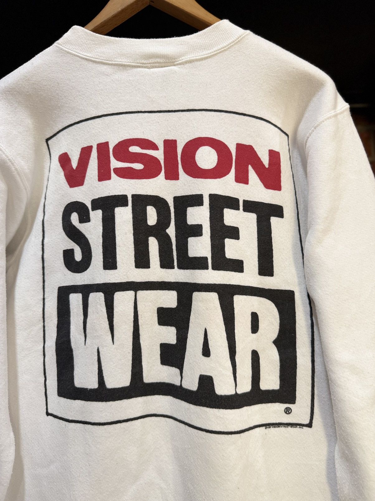 Vision Streetwear Vintage 80s Vision Streetwear Skateboard Backhit Logo Size US M / EU 48-50 / 2 - 10 Thumbnail