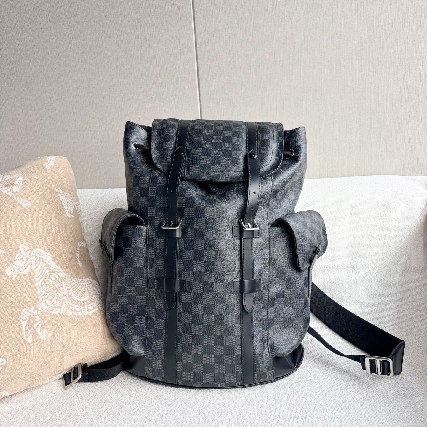 Louis Vuitton Pre-loved Bag Very good condition Size ONE SIZE - 1 Thumbnail