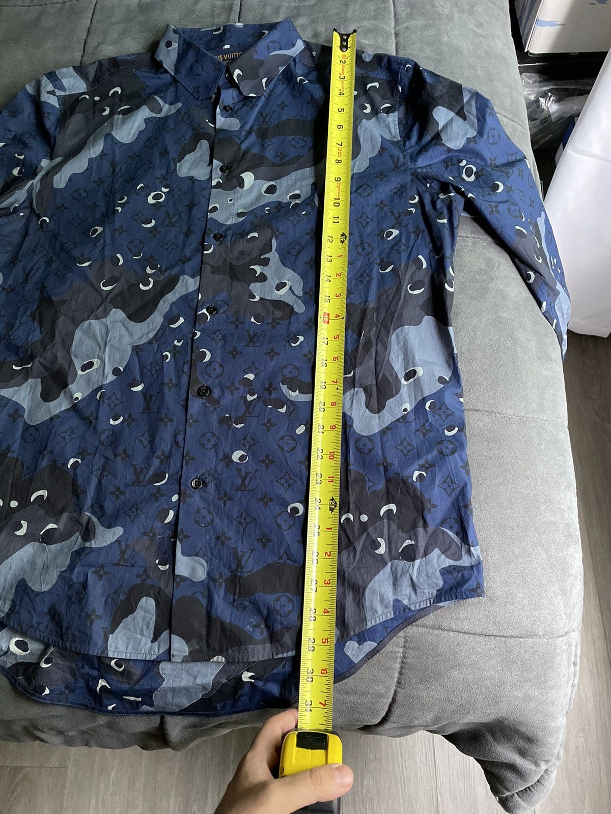 Louis Vuitton Louis Vuitton Blue Camo Monogram Shirt Size US XL / EU 56 / 4 - 5 Thumbnail