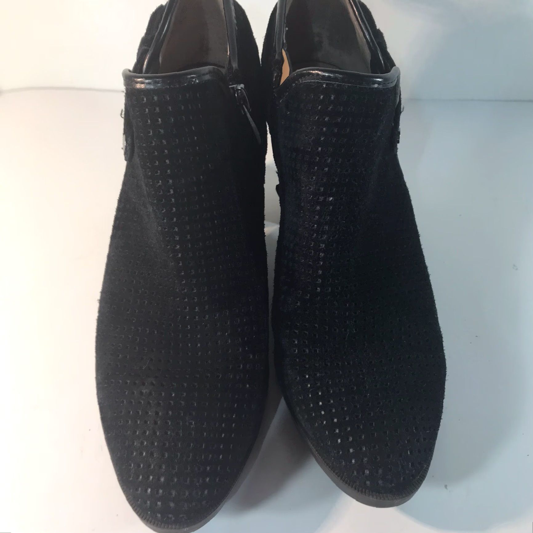Franco Sarto VINTAGE Franco Sarto Dale 2 Black Suede Ankle Booties Womens Size 8.5M 3in Block Heel Size US 9 / IT 39 - 4 Thumbnail