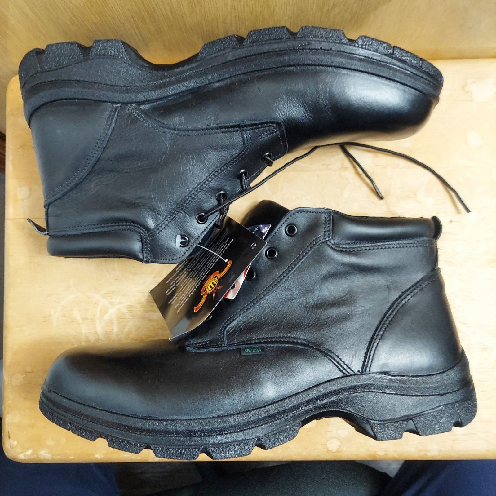 Thorogood Thorogood Men's US 14 Black Leather Chukka Ankle Boots NWT Size US 14 / EU 47 - 5 Thumbnail
