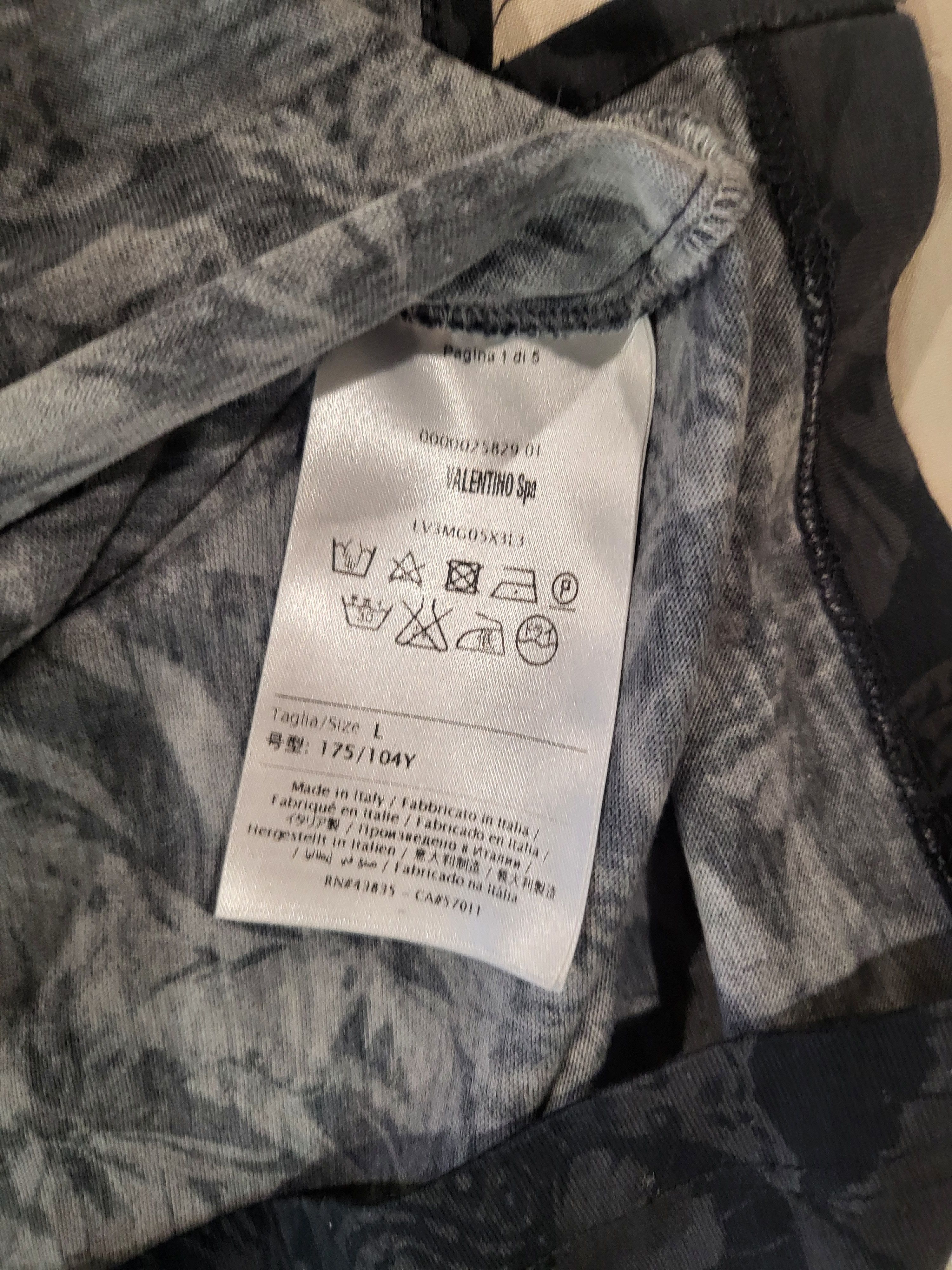 Valentino Valentino Black Floral Shirt Size US L / EU 52-54 / 3 - 6 Thumbnail