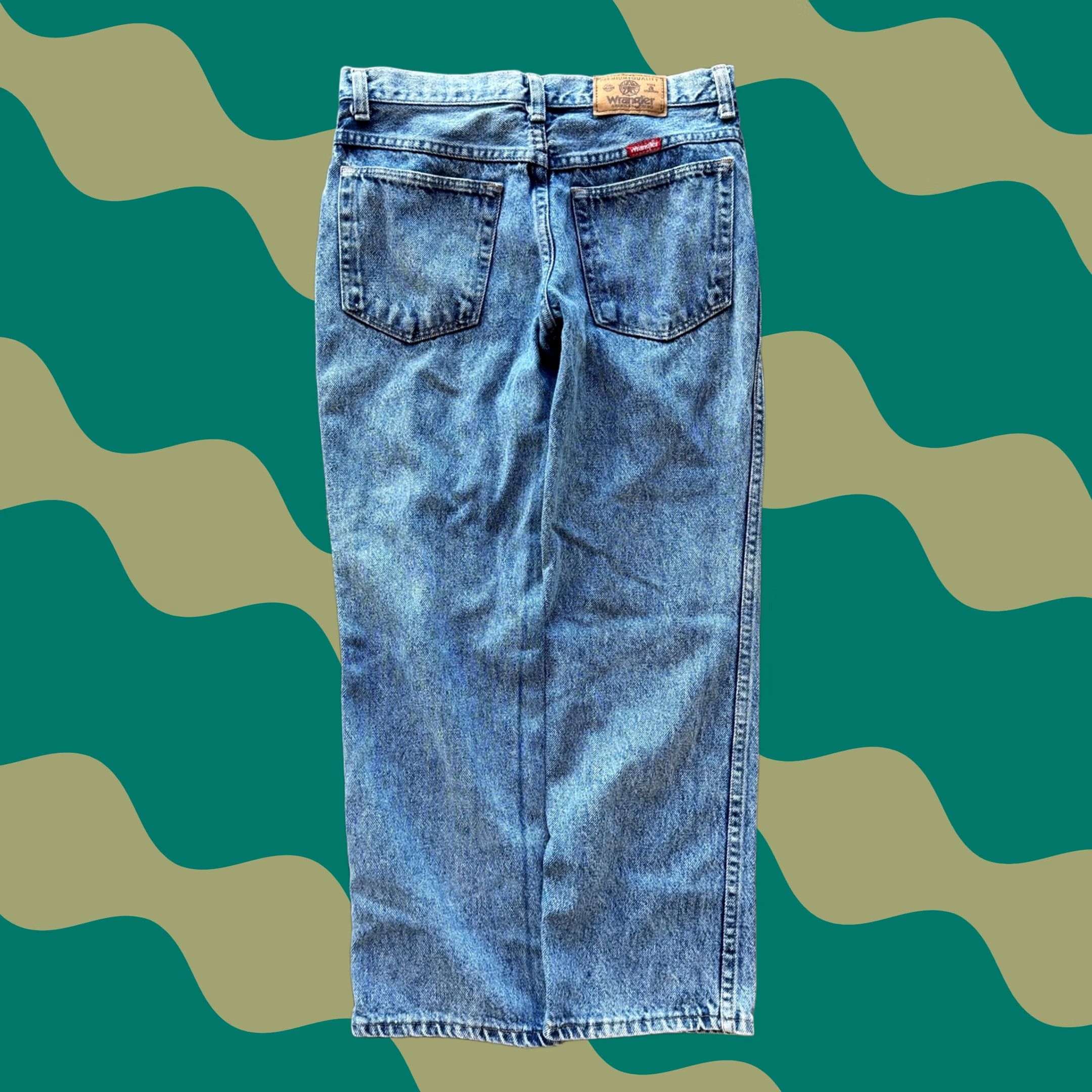 Wrangler VINTAGE Wrangler Husky Denim Wide Leg Flare Jeans Medium Wash 12/29 WOMEN 12 Regular Ankle Blue Jeans Size 34" / US 12 / IT 48 - 1 Thumbnail