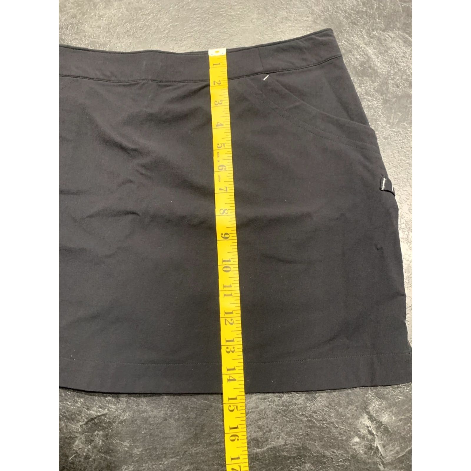 Under Armour VINTAGE Under Armour Women's Skort Size 8 Black Golf Tennis Casual All Seasons Stretch Size 30" / US 8 / IT 44 - 5 Thumbnail