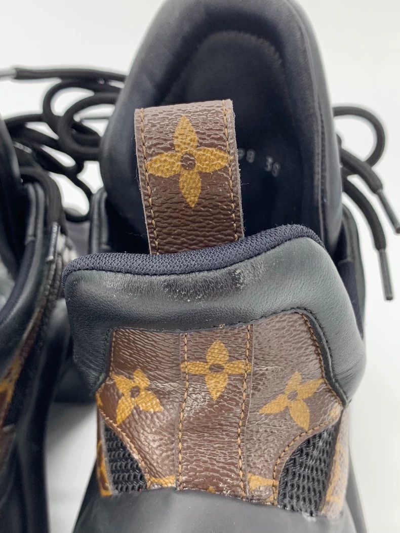 Louis Vuitton Louis Vuitton Black logo lace up sport casual shoes Size US 5.5 / EU 38 - 8 Thumbnail