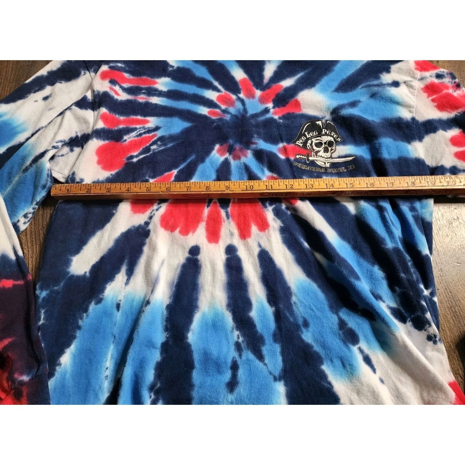 Gildan Gildan Mens T-Shirt Long Sleeve Crew Neck Tie Dye Pirate Skull 2 Sided Multicolor Size US L / EU 52-54 / 3 - 4 Thumbnail