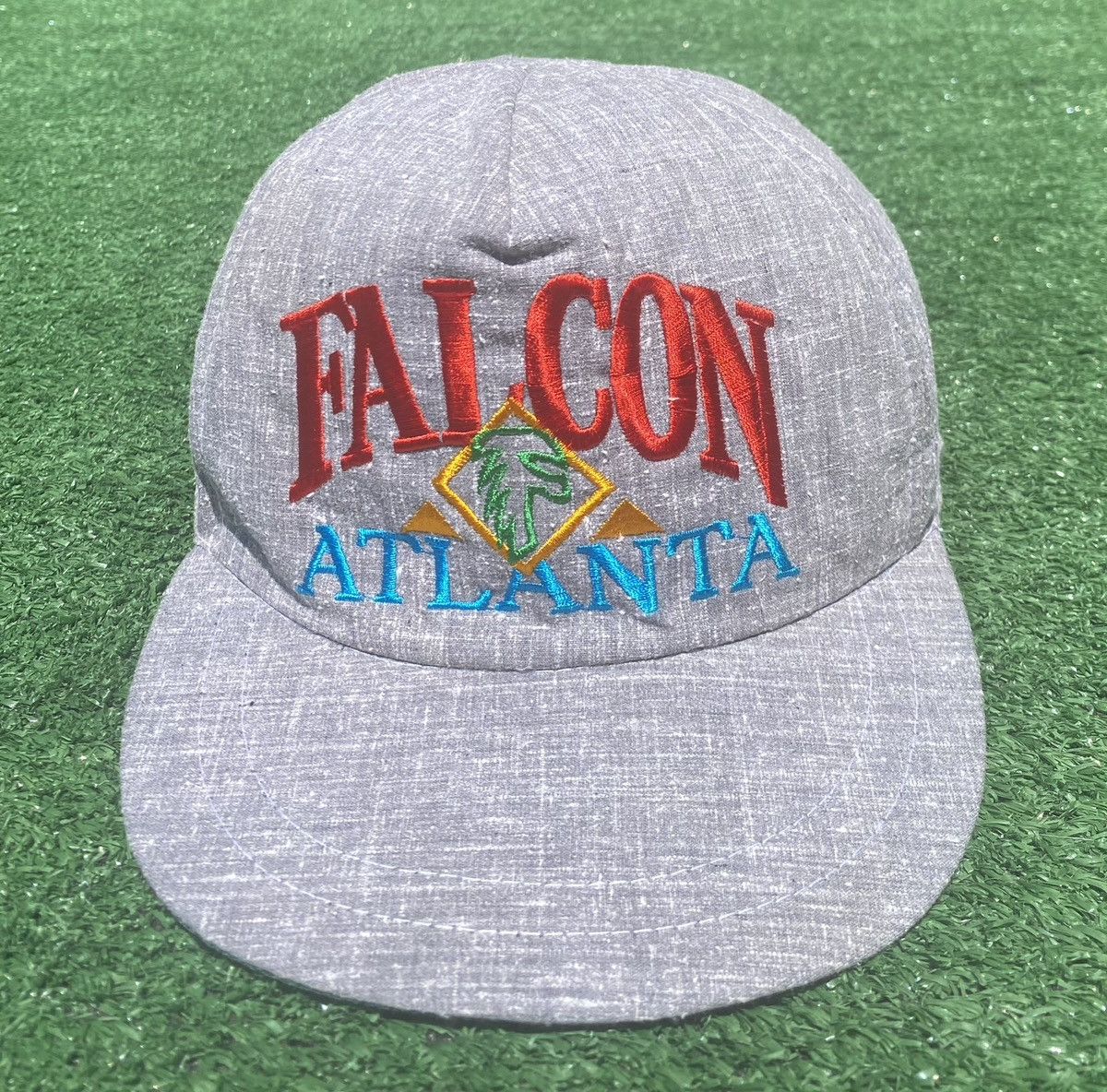 Vintage Vintage 80’s Atlanta Falcons Textured Strapback Hat Size ONE SIZE - 1 Thumbnail