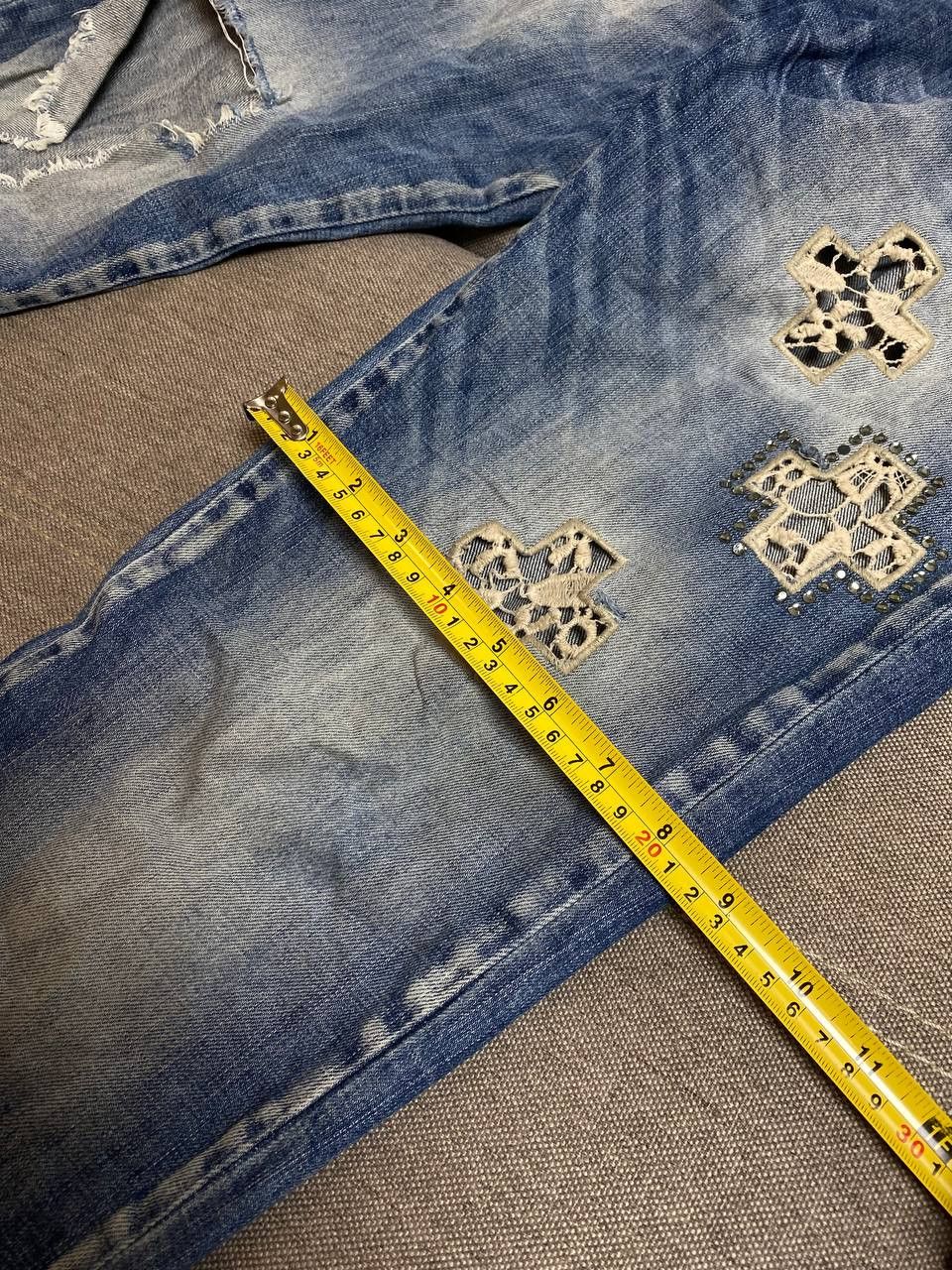 Japanese Brand × Vintage Vintage Japan Y2K Style stacked flared Distressed Camo Jeans Size US 28 / EU 44 - 17 Thumbnail