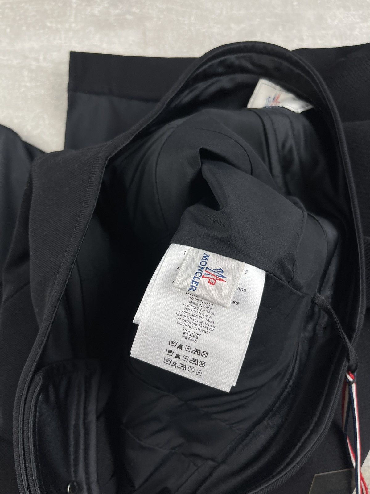 Moncler Grenoble Moncler Grenoble Ski Pants Technical Black Cropped Size 33" - 16 Thumbnail