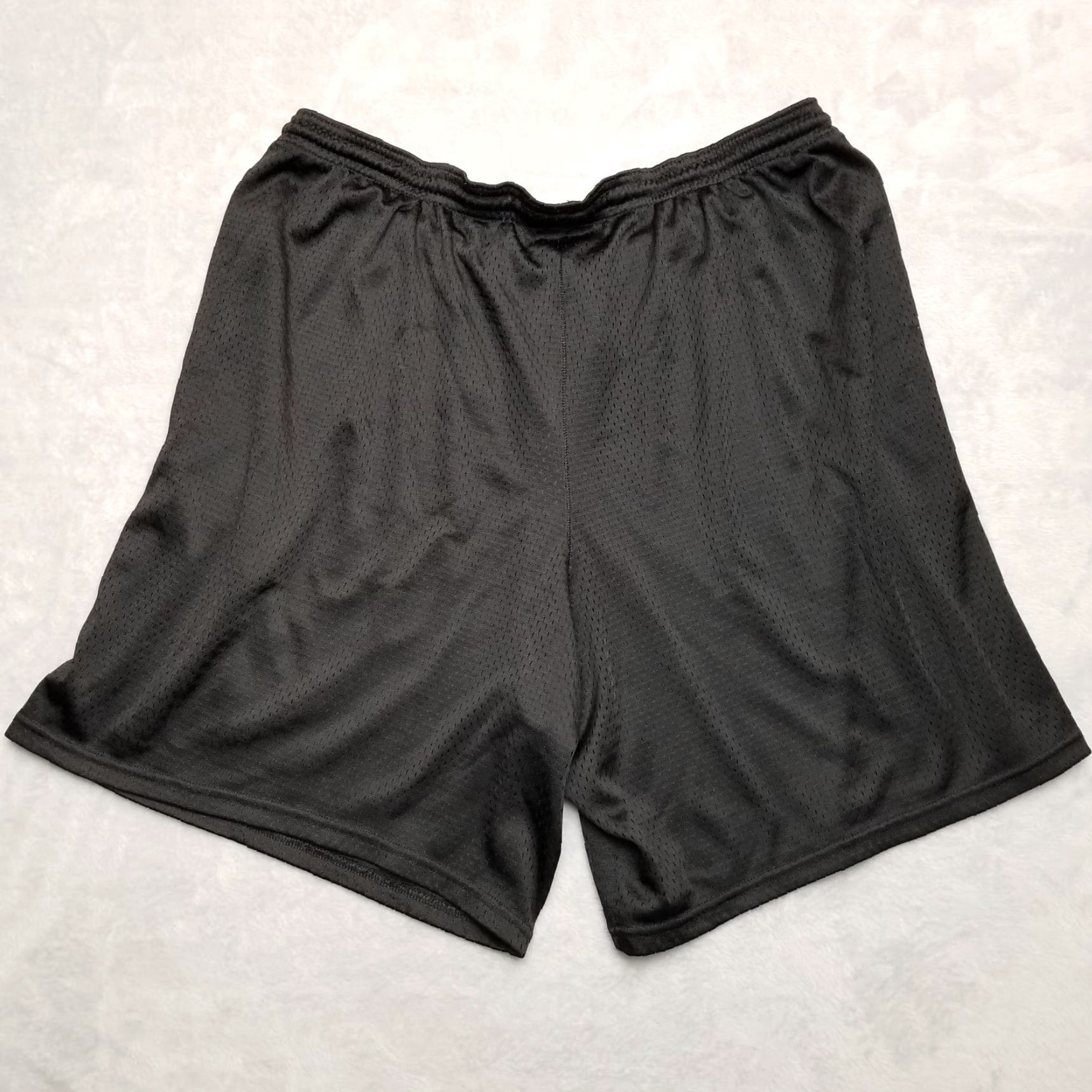 Champion VINTAGE Champion Basketball Shorts Mens XL Black Drawstring Elastic Size US 36 / EU 52 - 5 Thumbnail