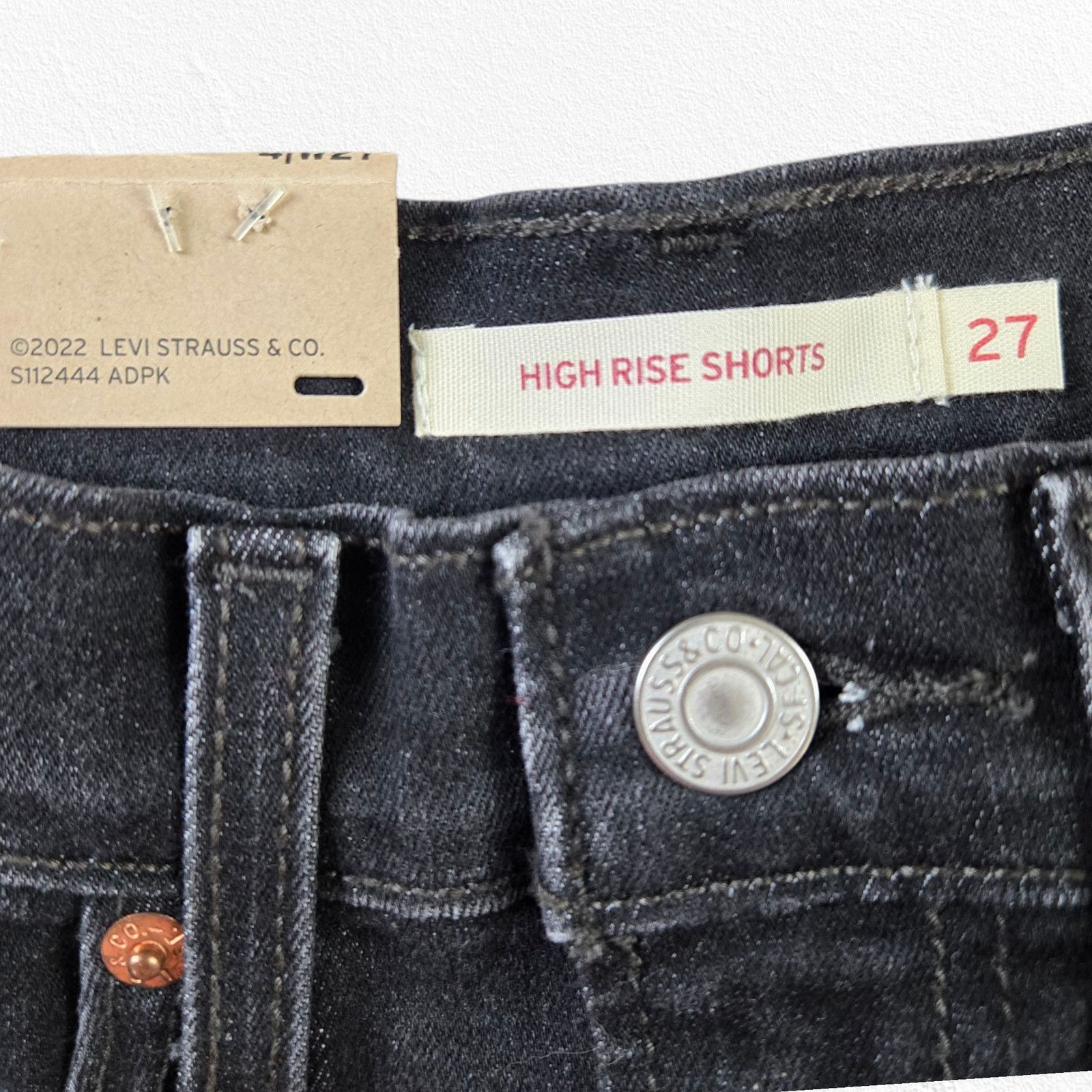 Levi's Levi's Black High Rise Cut Off Denim Shorts Size 27 Size 27" / US 4 / IT 40 - 5 Thumbnail