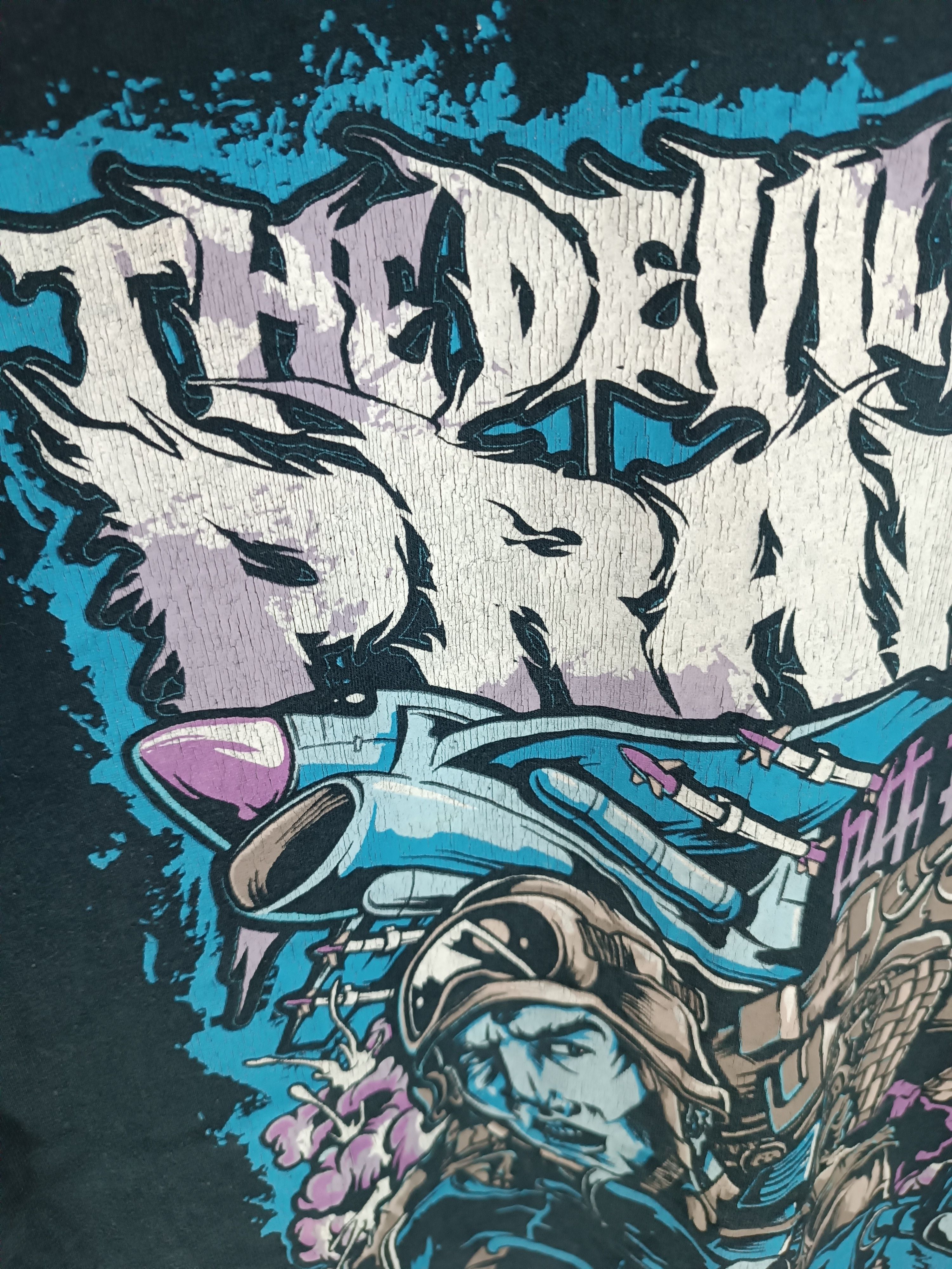 Band Tees VINTAGE 2000s THE DEVIL WEARS PRADA METALCORE VERY RARE Size US M / EU 48-50 / 2 - 12 Thumbnail