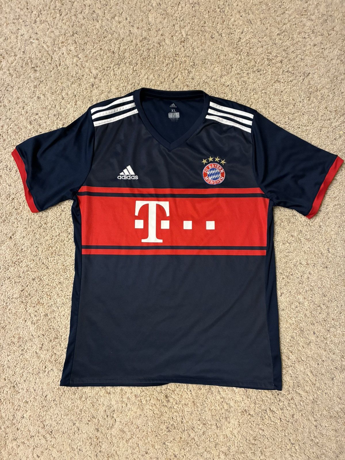 Adidas Bayern Munich 17/18 Muller Jersey Size US XL / EU 56 / 4 - 1 Thumbnail