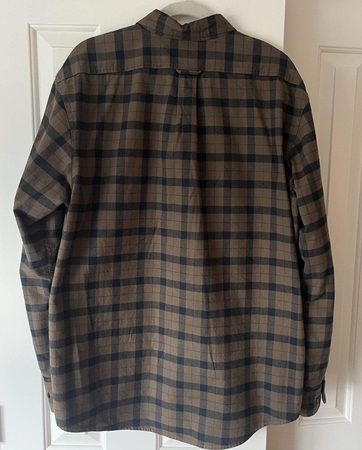 Filson Filson Alaskan Guide Shirt - Size Large, Otter Brown Size US L / EU 52-54 / 3 - 2 Thumbnail