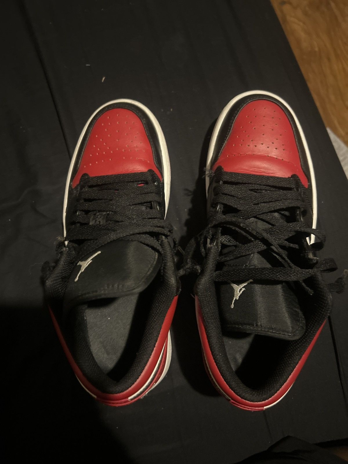 Nike Air jordan 1 bred toes Size US 8.5 / EU 41-42 - 4 Thumbnail
