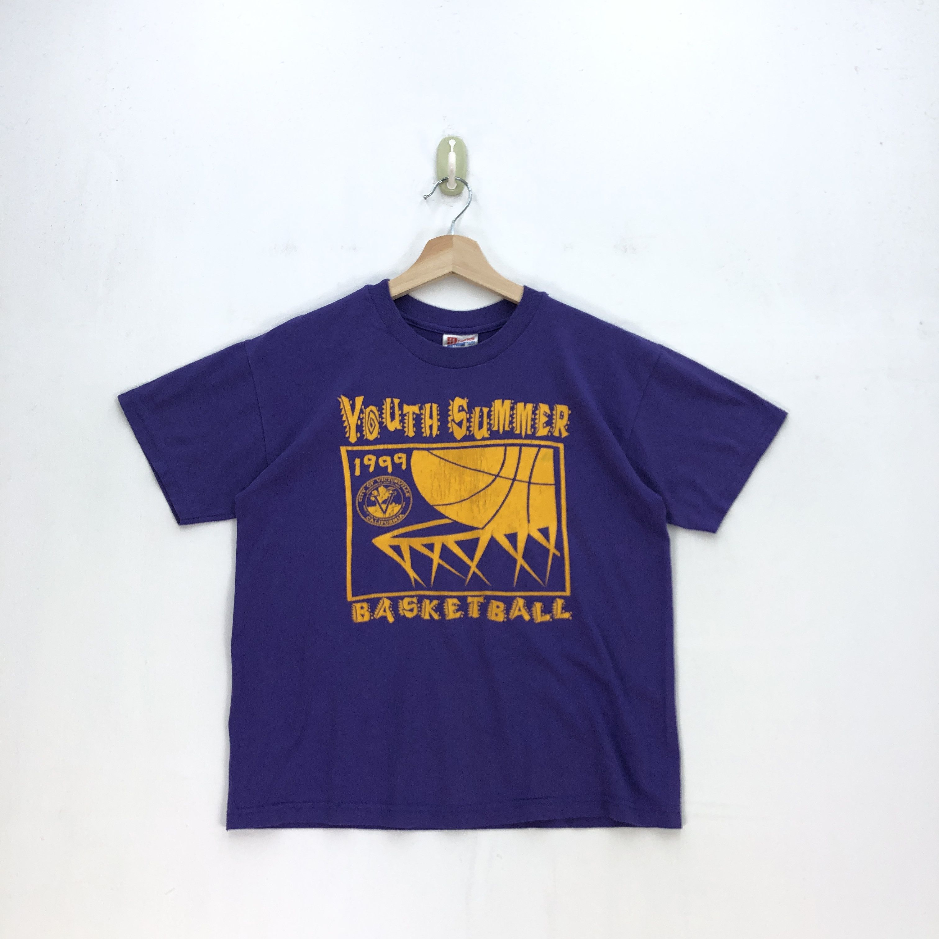 Vintage Vintage 90s Youth Summer Basketball T Shirt Paper Thin Tees Size US L / EU 52-54 / 3 - 1 Thumbnail