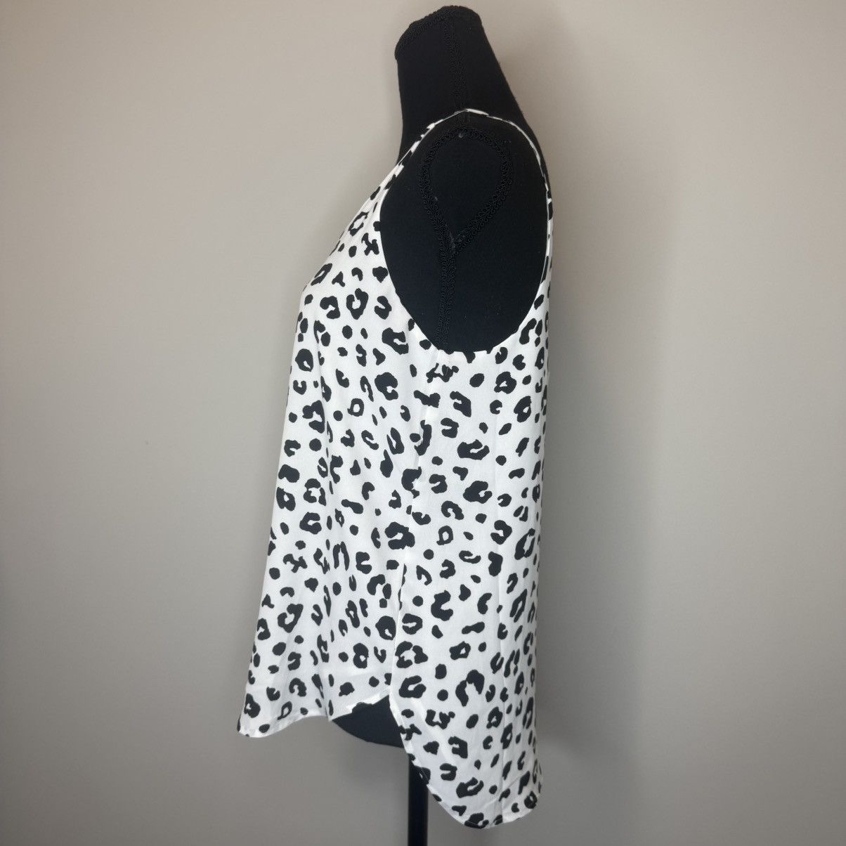 Loft LOFT Black and White Leopard Print Camisole Size S / US 4 / IT 40 - 2 Thumbnail