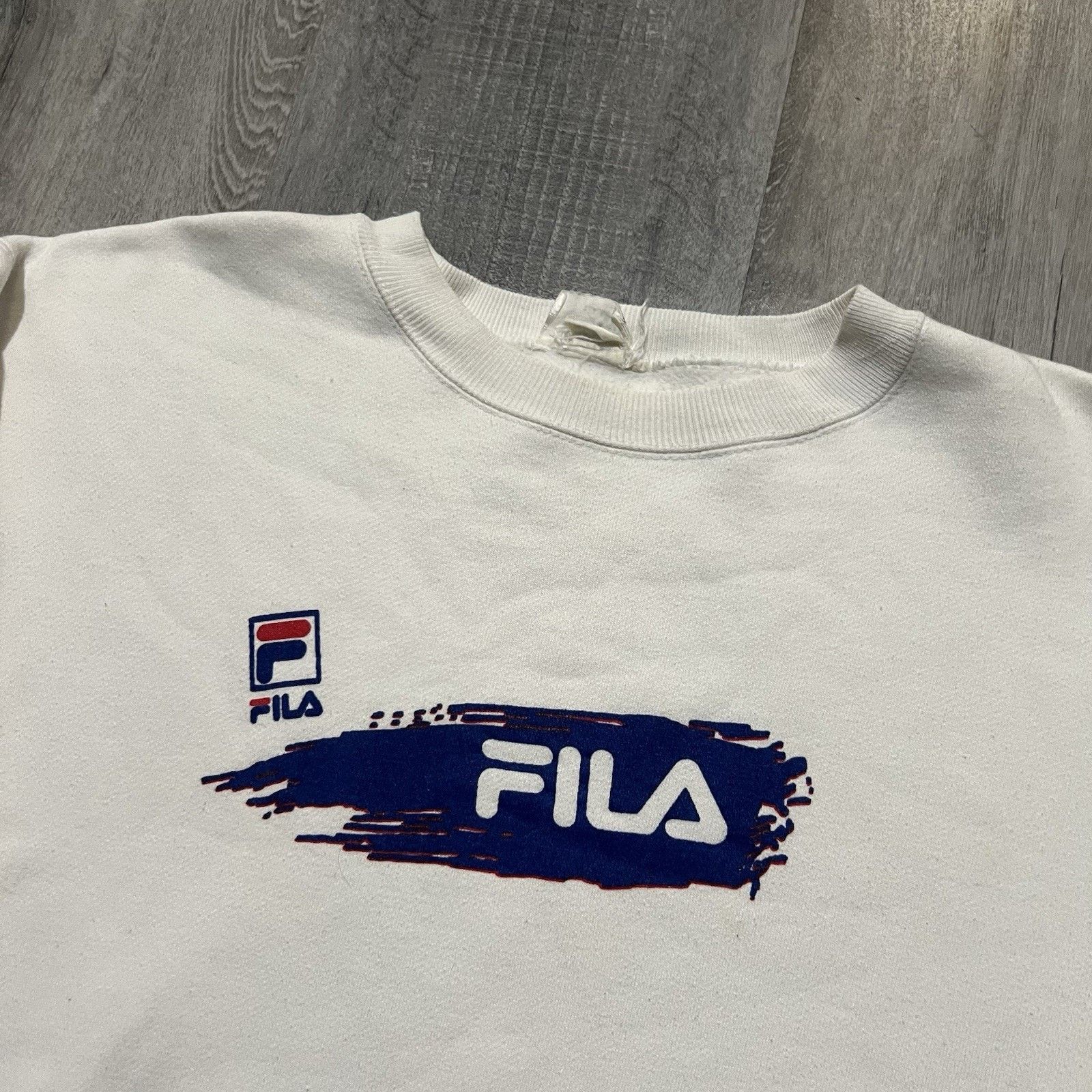 Fila VTG FILA Crewneck Sweatshirt 90s Spell Out Pull Over White M Size US M / EU 48-50 / 2 - 3 Thumbnail