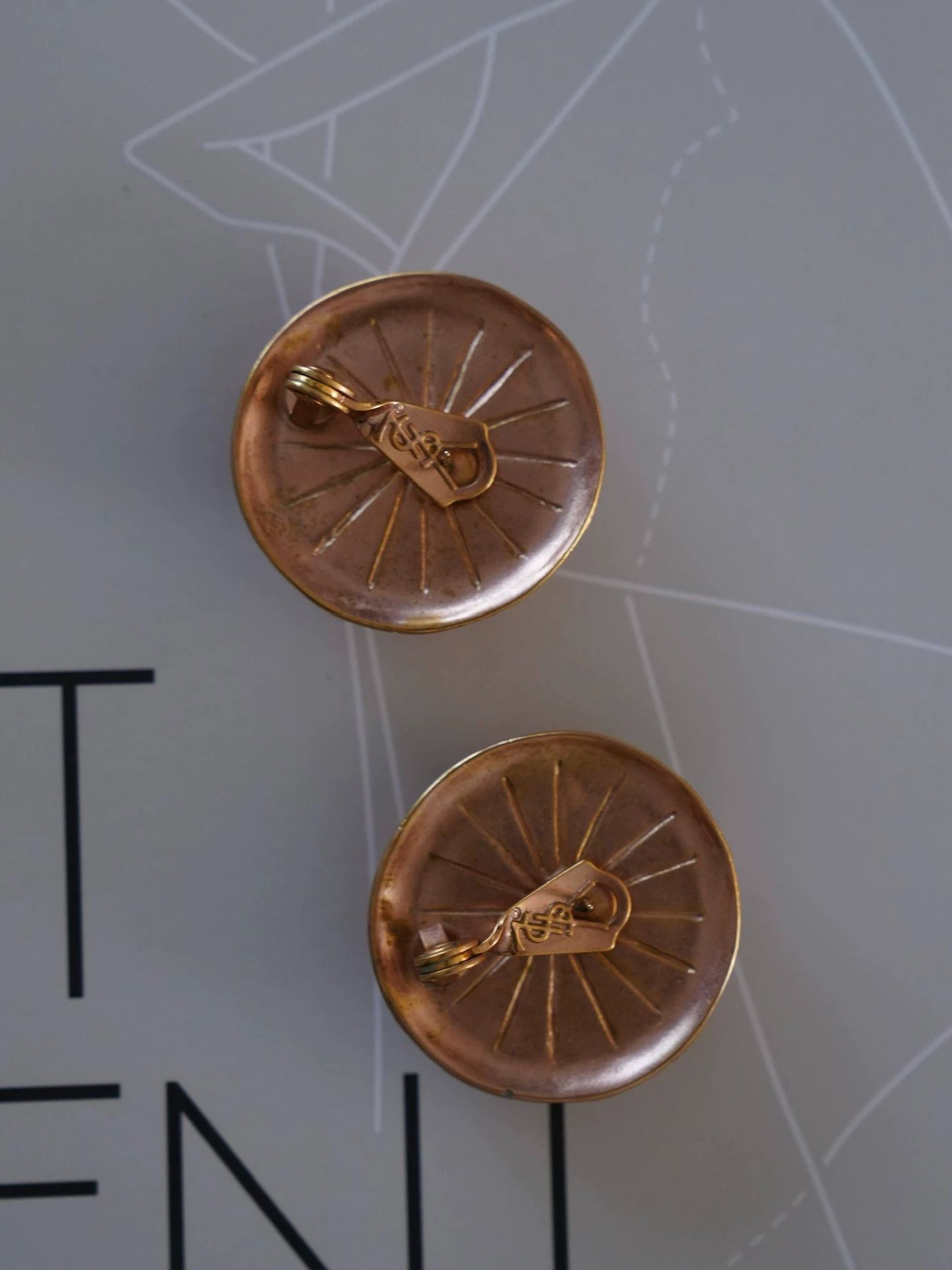 Yves Saint Laurent YSL Vtg Orange Jelly Glass Lava Clip-on Earrings Size ONE SIZE - 5 Thumbnail