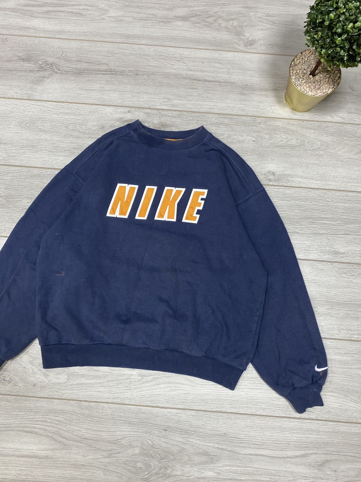 Nike Nike spell out big logo sweatshirt Size US L / EU 52-54 / 3 - 3 Thumbnail