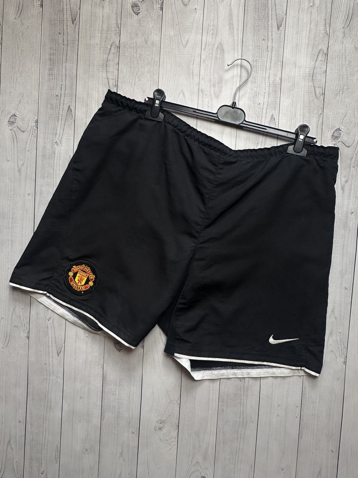 Nike × Vintage Vintage Nike Manchester United soccer shorts size XL black Size US 36 / EU 52 - 1 Thumbnail