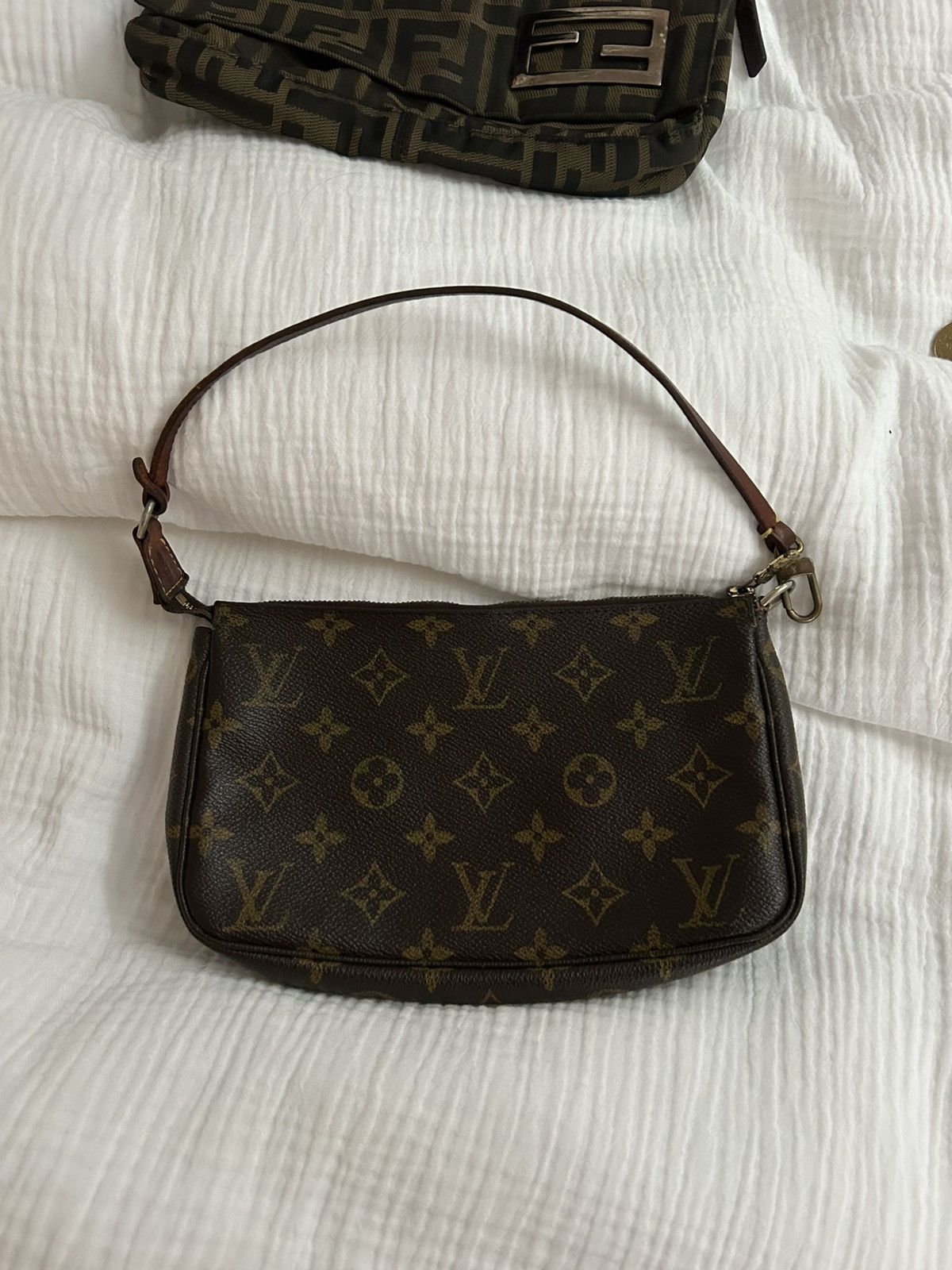 Louis Vuitton Louis Vuitton pouchette Size ONE SIZE - 1 Thumbnail