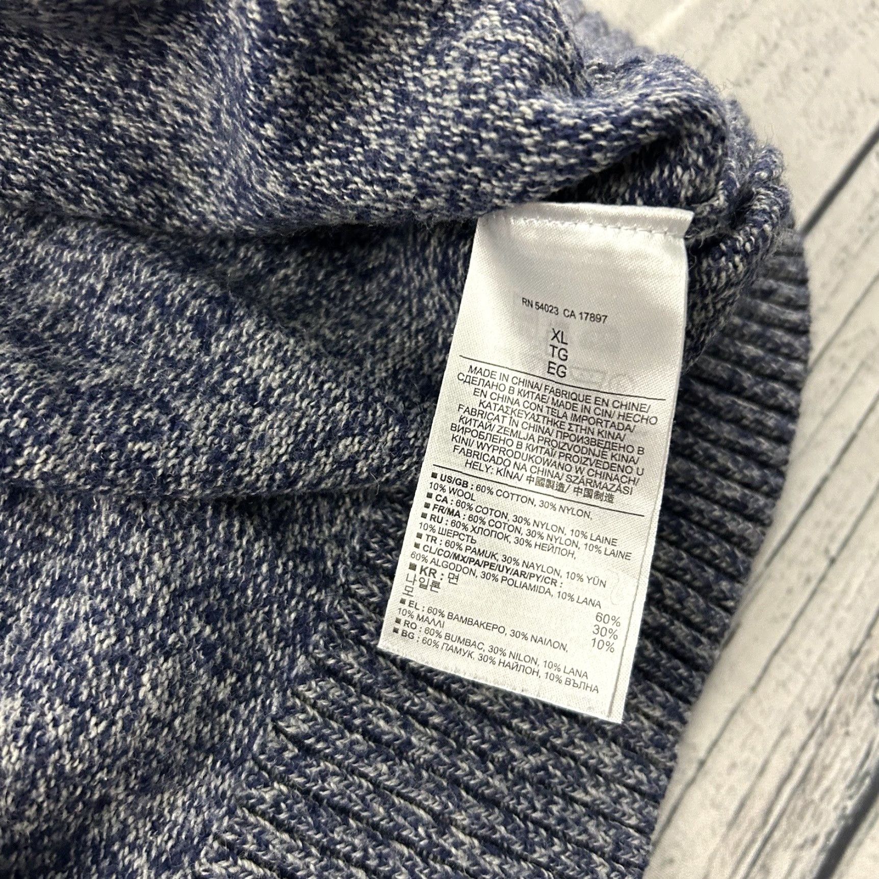 Banana Republic Banana Republic Cotton Wool Pullover Button Front Sweater XL Blue Men’s Pullover Christmas? Size US XL / EU 56 / 4 - 5 Thumbnail