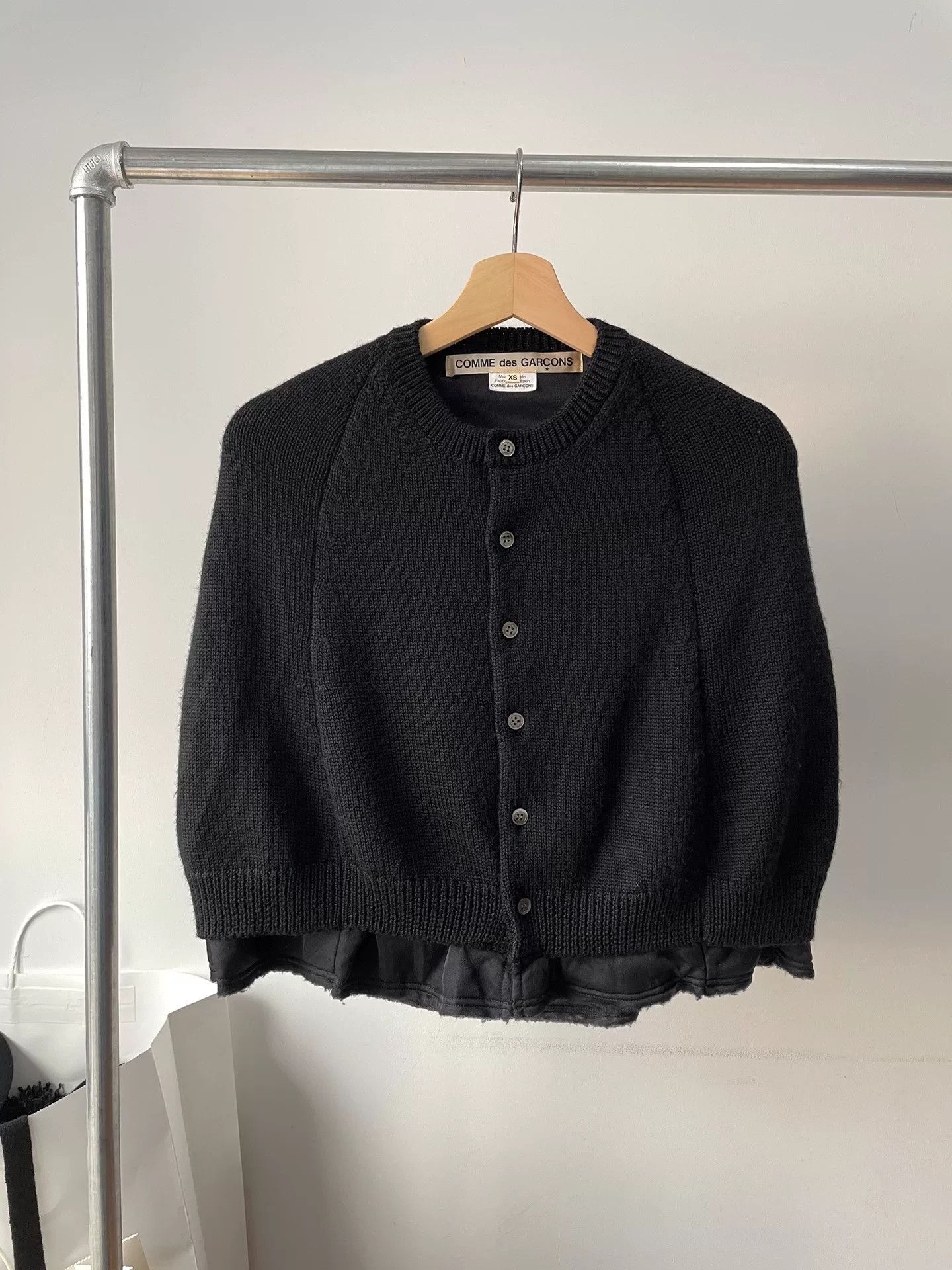 Comme des Garcons Comme des Garçons Black Knit Cape Size XS / US 0-2 / IT 36-38 - 1 Thumbnail