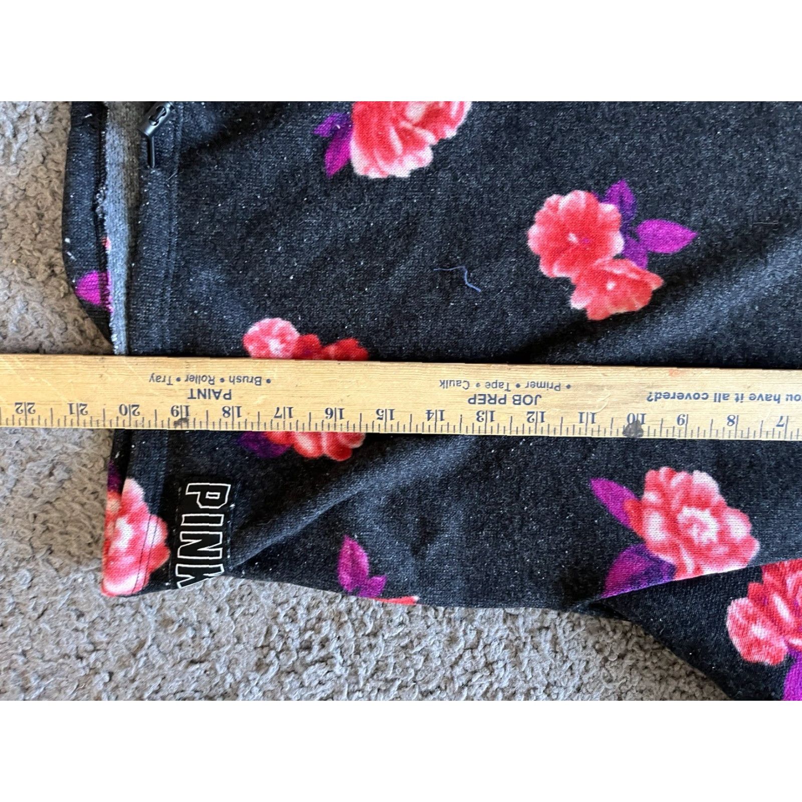 Victoria's Secret VINTAGE Victoria's Secret PINK Hoodie Pullover Women Medium Pink Floral Roses Fleece Activewear Size M / US 6-8 / IT 42-44 - 5 Thumbnail