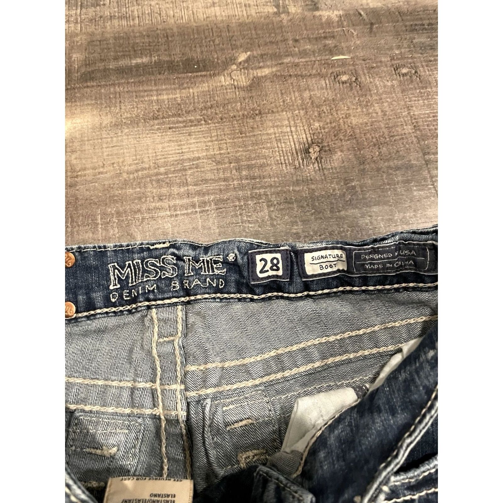 Miss Me Miss Me Bootcut Jeans 28x32 Rhinestone Denim 5-Pocket Cowboy Women Blue F469 Size 28" / US 6 / IT 42 - 6 Thumbnail